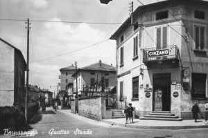  "Quattro strade" con via Obizzone